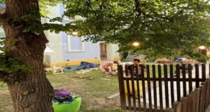 Curtea Sinagogii din Făgăraș prinde viață, după 30 de ani, prin proiectul „Făgăraș Însuflețit” (FOTO)