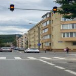 De mâine, va fi pus în funcțiune un nou semafor la trecerea de pietoni de pe strada Berzei 2 PHOTO 2022 07 13 15 55 03