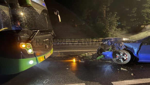 accident autobuz poiana b
