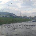 Străzi inundate la Brașov! Mulțumiți administrației locale, dar și șefului de la Compania Apa care încasează 8400 de euro pe lună (VIDEO, FOTO) 4 inundatii3