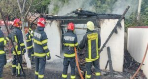 300 de locuri disponibile pentru tinerii care doresc să ajungă pompieri