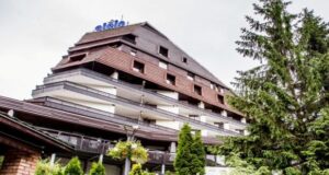 Complexul hotelier Alpin din Poiana Braşov, controlat de Claudiu Aron, afaceri de 66,5 mil. lei în 2023, în creştere cu 22%