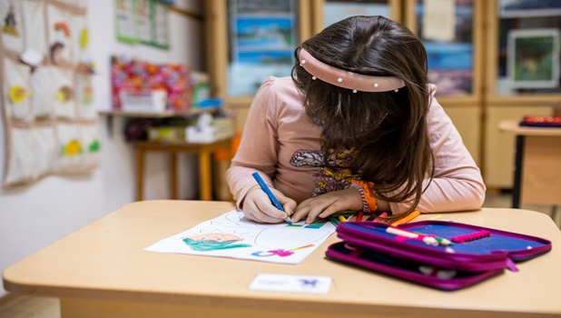 copil elev foto_Kocsis-B_Janos-after_school_Arkos-7885 (1) (1)