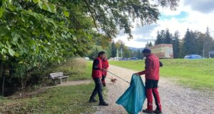 Acțiune de ecologizare pe Drumul Vechi