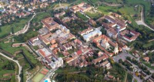 Peste 1,38 miliarde euro, fonduri nerambursabile, vor fi gestionate de ADR Centru pentru dezvoltarea județelor Alba, Brașov, Covasna, Harghita, Mureș și Sibiu