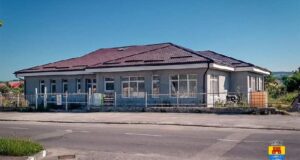 A sosit mobilierul pentru grădinița cu program normal din Făgăraș