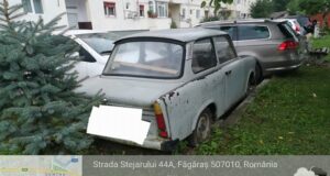 Somații pentru ridicarea autoturismelor de pe domeniul public din Făgăraș