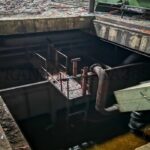 Platforma Rulmentul abandonată și înecată în mizerie! Imobilul este pericol public (FOTO) 3 rulm6