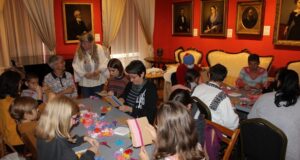 Atelier de educație muzeală la Muzeul „Casa Mureșenilor”