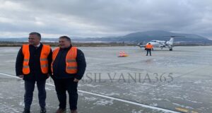 Petiție online pentru demiterea directorului Aeroportului Brașov. Peste 160 de persoane au semnat documentul