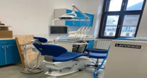 Cabinet stomatologic și teren de sport amenajat cu gazon artificial și sistem de iluminat nocturn la Colegiul Național Unirea