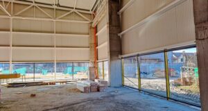 Lucrările la sala de sport din incinta Școlii Gimnaziale „Ovid Densușianu” din Făgăraș, continuă