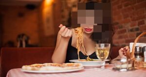 Din 15 martie, restaurantele trebuie să afișeze declarația nutrițională și aditivii pentru preparate