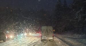 Se circulă în condiții de iarnă. Care sunt recomandările polițiștilor brașoveni?