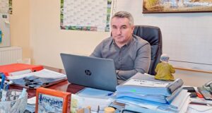Primarul Făgărașului demontează acuzațiile ministrului Economiei: Groapa de gunoi e, de fapt, stație de sortare