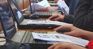 Cursuri gratuite de competențe digitale pentru locuitorii din Cristian
