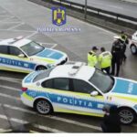 Acțiune a polițiștilor de la rutieră pe linie de viteză și traversare a străzii prin locuri nepermise 1 masini politie control
