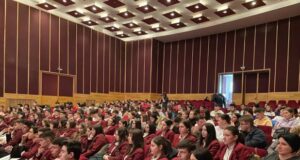 Elevi din 6 școli vor participa în Cetatea Făgăraș la primul modul din proiectul ”Liderii de mâine”