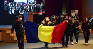 RoboWave, robotul educațional construit de echipa Națională de Robotică a României, a câștigat două campionate internaționale