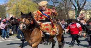 (FOTO, VIDEO) Parada Junilor la Brașov