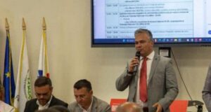 „Consolidarea colaborării cu autoritățile locale: Discuții și măsuri pentru dezvoltarea comunităților românești”
