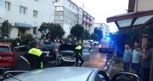 Accident la Zărnești! O șoferiță a avut nevoie de îngrijiri medicale (FOTO)