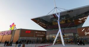 Programul mall-urilor și hipermarketurilor din Brașov de Revelion