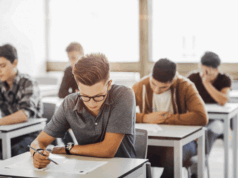 A început prima probă a simulării pentru Bacalaureat 2026!