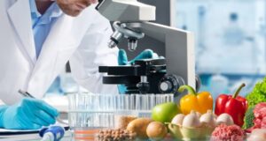 Alertă alimentară! File de somon norvegian afumat retras din magazinele Carrefour