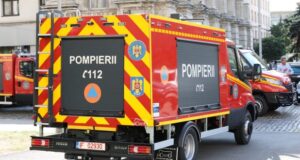 România prelungește cu încă două săptămâni misiunea contingentului de pompieri din Franța