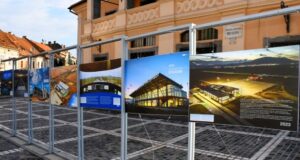 Expoziția „Zborul la Brașov-între începuturi și prezent” a ajuns și în Piața Sfatului
