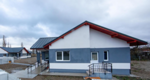 Două case familiale au fost finalizate în Codlea prin Fundația Hope and Homes for Children