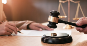 Mai puține divorțuri și căsătorii, la Brașov, în 2023