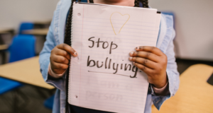 30 ianuarie – Ziua Internaţională pentru Nonviolenţă în Școală