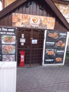 Un restaurant din județul Alba s-a ales cu două amenzi de 10.000 lei și închiderea temporară, după ce inspectorii ANPC au găsit mai multe nereguli (FOTO) 2 Imagine WhatsApp 2024 02 28 la 15.24.08 a6e901c0