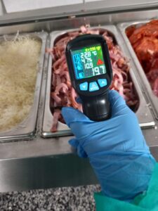 Un restaurant din județul Alba s-a ales cu două amenzi de 10.000 lei și închiderea temporară, după ce inspectorii ANPC au găsit mai multe nereguli (FOTO) 4 Imagine WhatsApp 2024 02 28 la 15.24.08 cd76c258