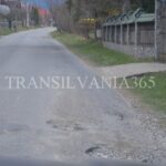 Comuna gropilor! Așa arată cea mai vizitată localitate din România! (GALERIE FOTO) 13 rumbran4