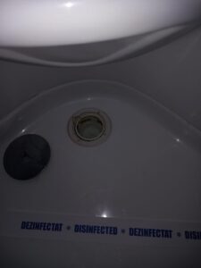 Dezastru la un hotel din Brașov! Ce nereguli au găsit comisarii OPC (FOTO) 1 thumbnail 1 1