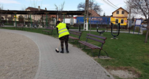 De la 1 aprilie, pe străzile din orașul Râșnov va începe curățenia de primăvară