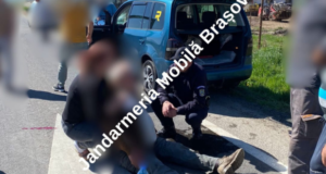 Primul ajutor, salvează vieți! Jandarmii au intervenit pentru acordarea primului-ajutor la un accident rutier
