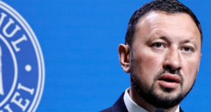 Mircea Ferechet: „Permitem comercializarea produselor care se află încă pe raftul magazinelor din România și care, fiind fabricate înainte de 1 ianuarie 2024, nu poartă acel logo al SGR”