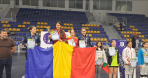 Imnul României a fost cântat la Circuitul European de floretă U14! Floretiștii de la Corona Brașov s-au întors acasă cu pieptul plin de medalii (FOTO)