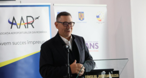 Scandal cu poze false în campanie: Ponta neagă categoric întâlnirea cu Coldea și Nicușor Dan