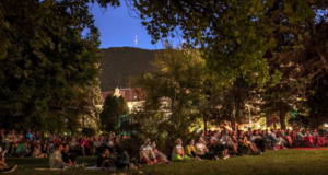 S-a încheiat Caravana Metropolis, cinema în aer liber la Brașov. Peste 1650 spectatori au participat la eveniment