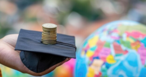 5 sfaturi financiare pentru tinerii din Gen Z care vor să plece la studii în străinătate