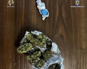 Brașovul colcăie de droguri! 4 tineri alimentau cu cocaină și cannabis consumatorii din județ!(VIDEO, FOTO) 2 ab74367a d907 4368 be1e 0322f5aa3c9a