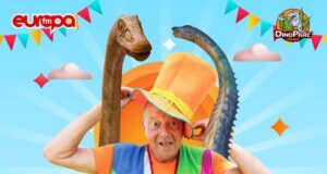 Magie printre dinozauri: Spectacolul verii la Dino Parc Râșnov