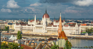 Ciudata situație din Ungaria: Vietnamezii cumpără Budapesta „bucată cu bucată”