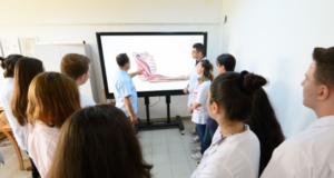 Universitatea Transilvania din Brașov continuă înscrierile pentru admiterea la programele de masterat, la Facultatea de Medicină!