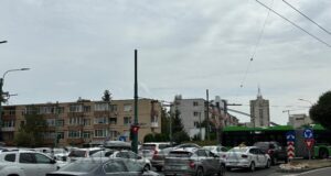 Impozit dublu pentru proprietarii care și-au închis balconul fără autorizație. Ce riscă brașovenii